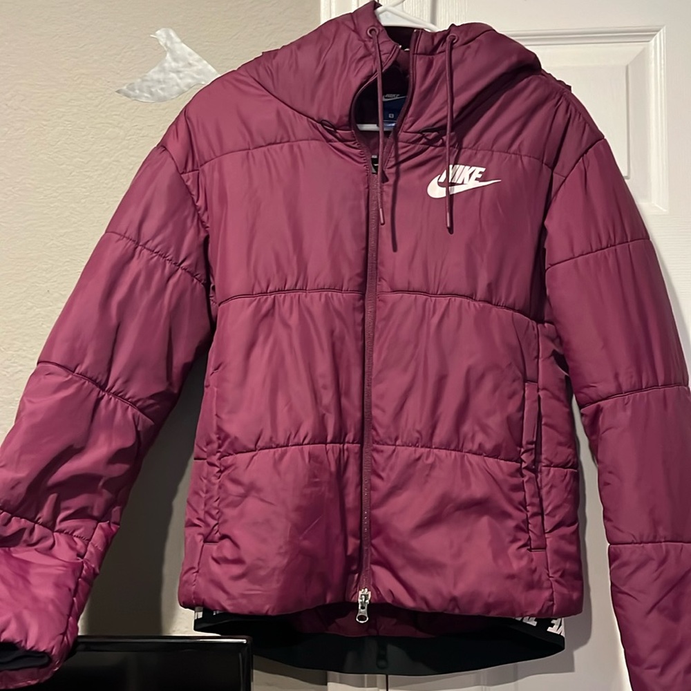 Nike puffer